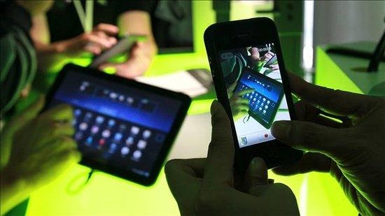 中国手机在俄销量第一 外媒：物美价廉