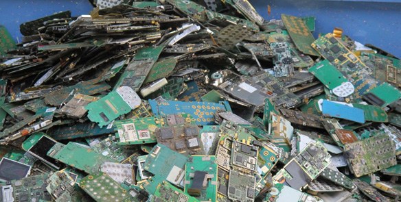 中国一年淘汰旧手机近4亿部