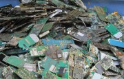 中国一年淘汰旧手机近4亿部 国家鼓励企业回收