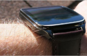 华硕ZenWatch 2上手：价格亲民的智能手表