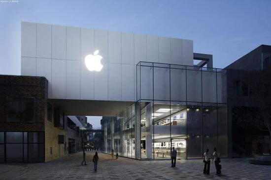 中国砸3000亿玩面板 抢到苹果4年回本