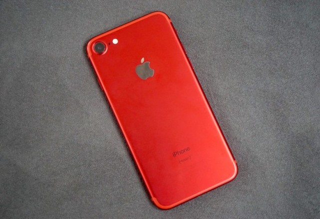 iPhone 7销售保持稳定 几乎没有受到三星S8冲击