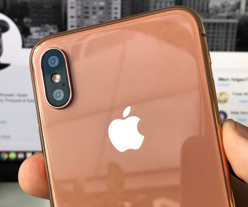 抛弃指纹识别 iPhone 8九月底投入量产