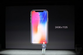 iPhone牵动全球手机产业链：中国和韩国分食订单