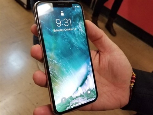 富士康35条生产线发力：iPhone X日产量25万台