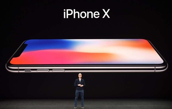 iPhone X第二代赶工：廉价版最亮