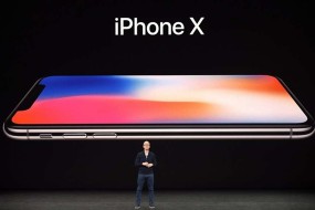 iPhone X第二代赶工：廉价版最亮