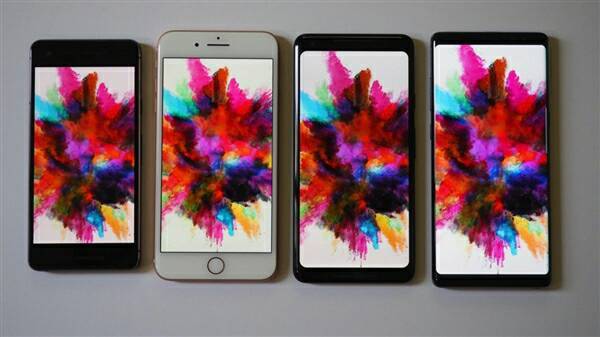 谷歌Pixel 2XL摊上事了:泛蓝、烧屏加黑斑