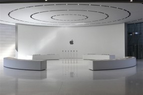 三星侧目：韩国要开首家苹果零售店 疯抢iPhone X