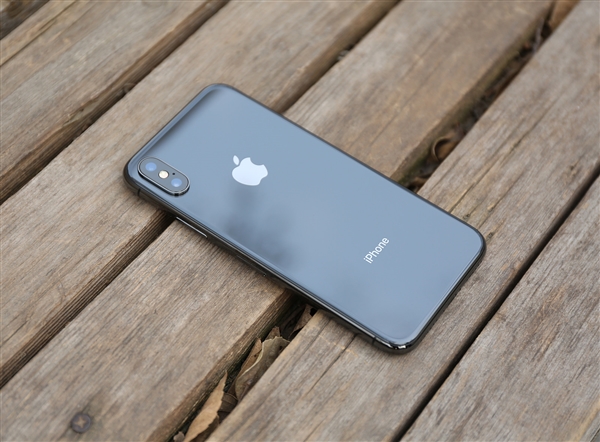 iPhone X高居美国黑五新机销量榜首