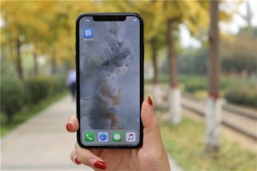 苹果狂赞iPhone X顶部刘海设计：这才是真正的人脸识别