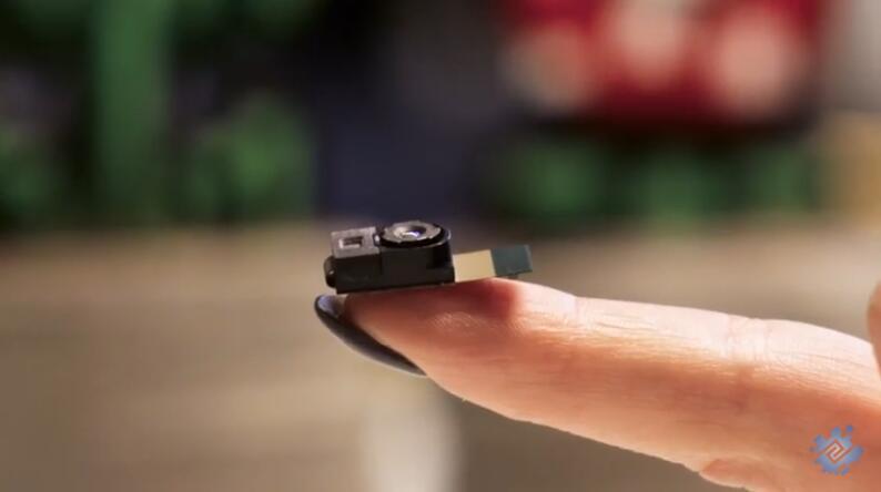 全新3D相机模块亮相CES 2018：未来手机“刘海”将更小