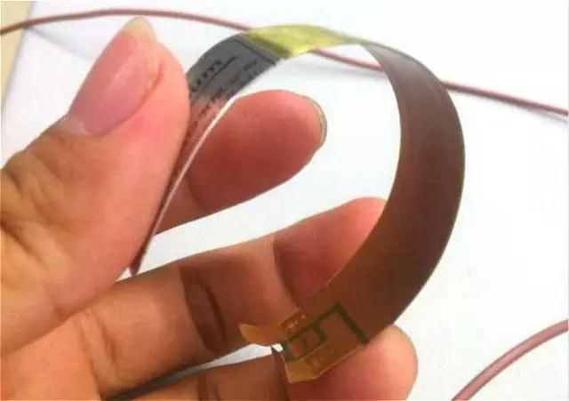 “续航长、适折叠、抗破坏、耐高温”柔性电池:全柔性智能时代的黑马