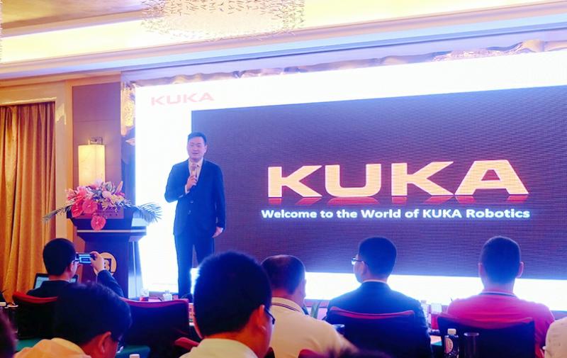KUKA机器人与橙子自动化全球战略合作发布