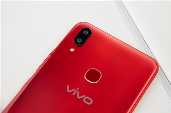 vivo X21i全面测评，AI智慧拍照效果太亮眼