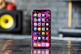 去年iPhone X定价1000美元惹争议 如今这价格很常见