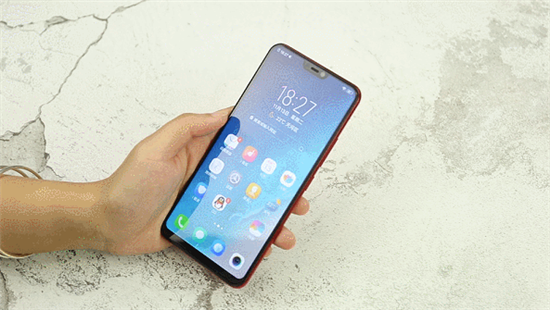 vivo Z1青春版初体验：从日常到娱乐，带来意想不到的AI新体验