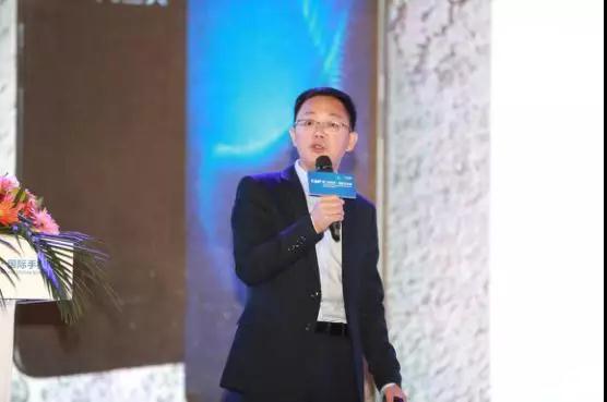 与德通讯:人工智能产品快速增长
