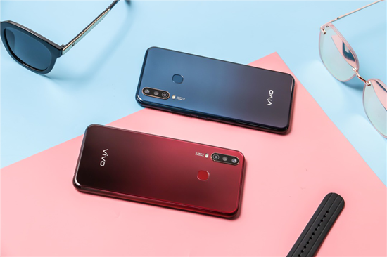 让美更深邃!闪充强续航vivo Y3 4GB+64GB版新配色正式开售